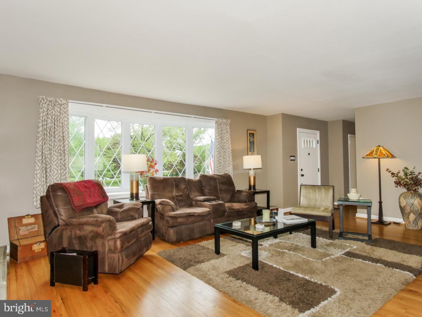 760 Sycamore Way Wayne, PA 19087 - Photo 6 of 25 Gallery Image 6