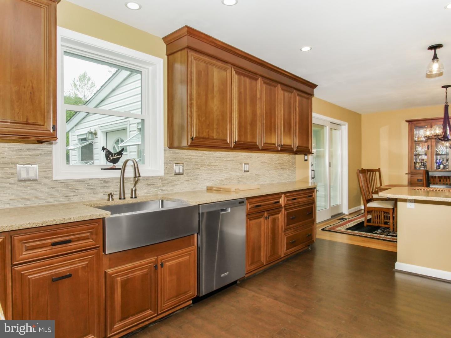 760 Sycamore Way Wayne, PA 19087 - Photo 10 of 25 Gallery Image 10