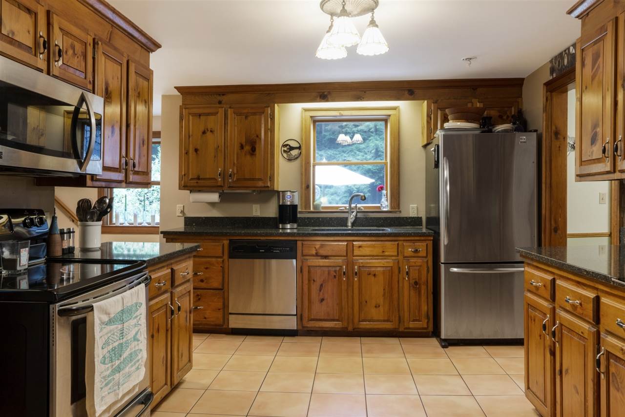 174 Taylor Road Peterborough, NH 03458 - Photo 2 of 32