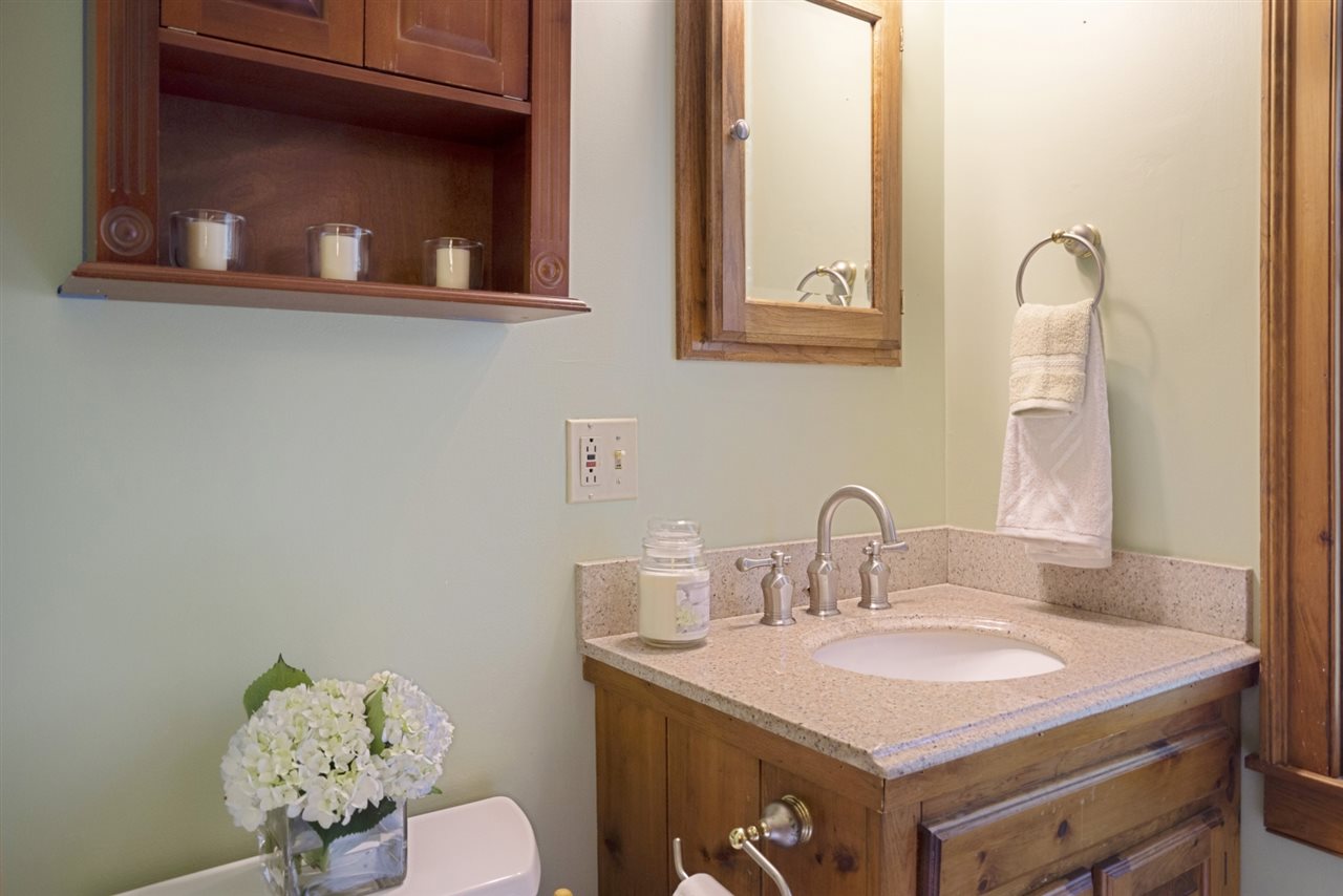 174 Taylor Road Peterborough, NH 03458 - Photo 14 of 32