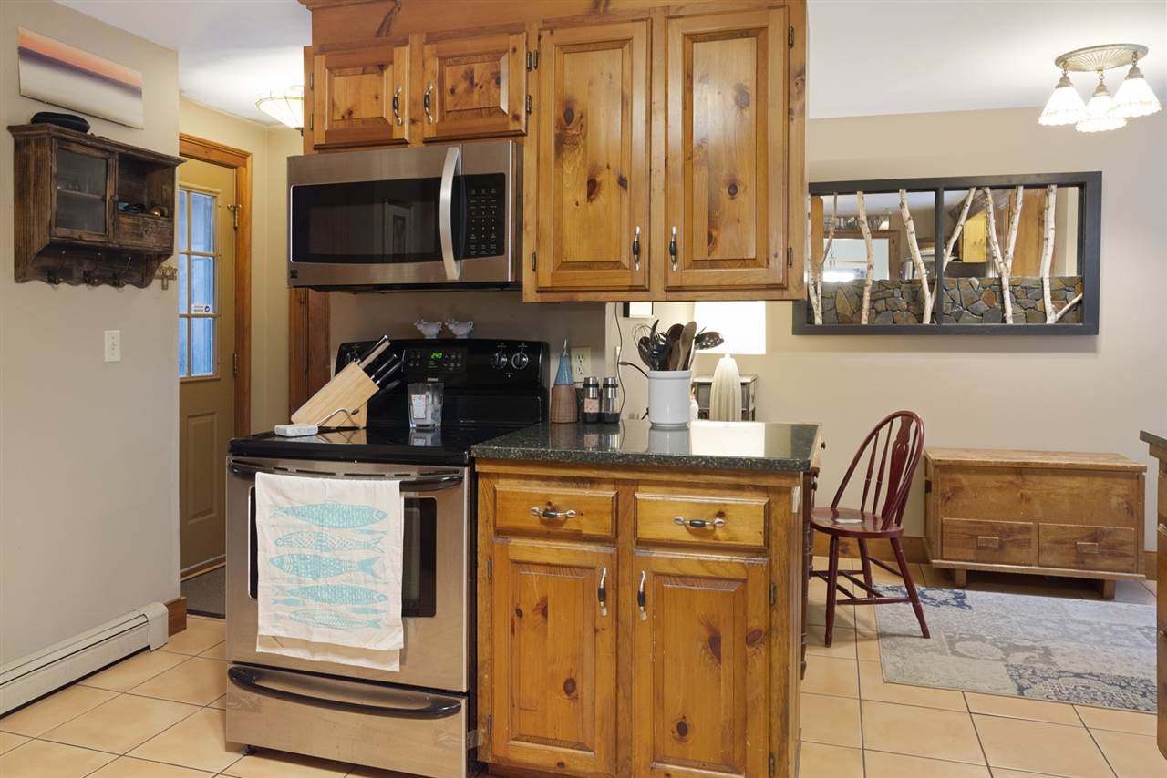 174 Taylor Road Peterborough, NH 03458 - Photo 4 of 32
