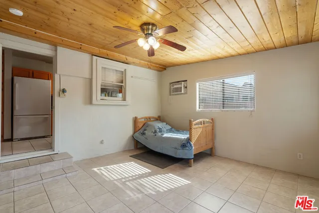 $875,000 | 1831 North Buena Vista Street, Burbank, CA 91505