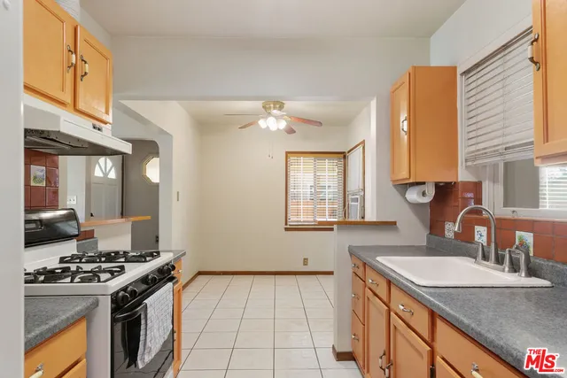 $875,000 | 1831 North Buena Vista Street, Burbank, CA 91505