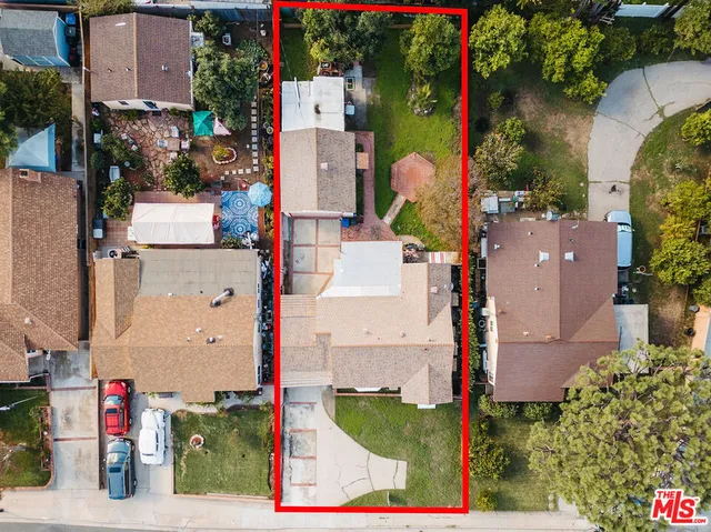 $875,000 | 1831 North Buena Vista Street, Burbank, CA 91505