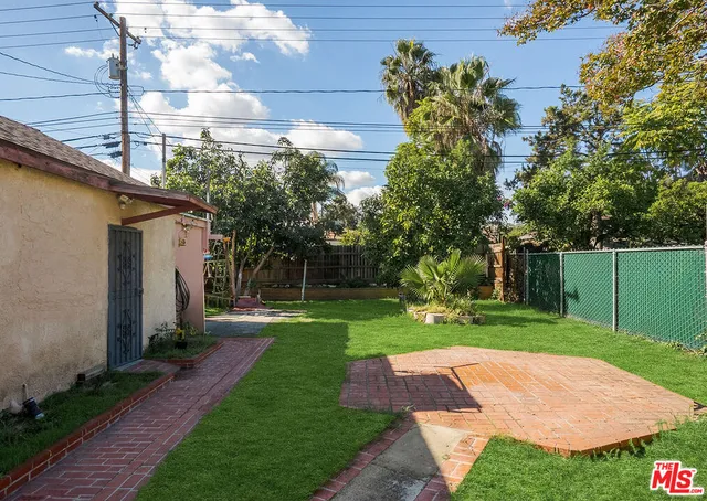 $875,000 | 1831 North Buena Vista Street, Burbank, CA 91505