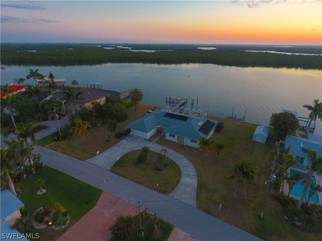 600 Randy Lane Fort Myers Beach, FL 33931 - Photo 3 of 35 Gallery Image 3