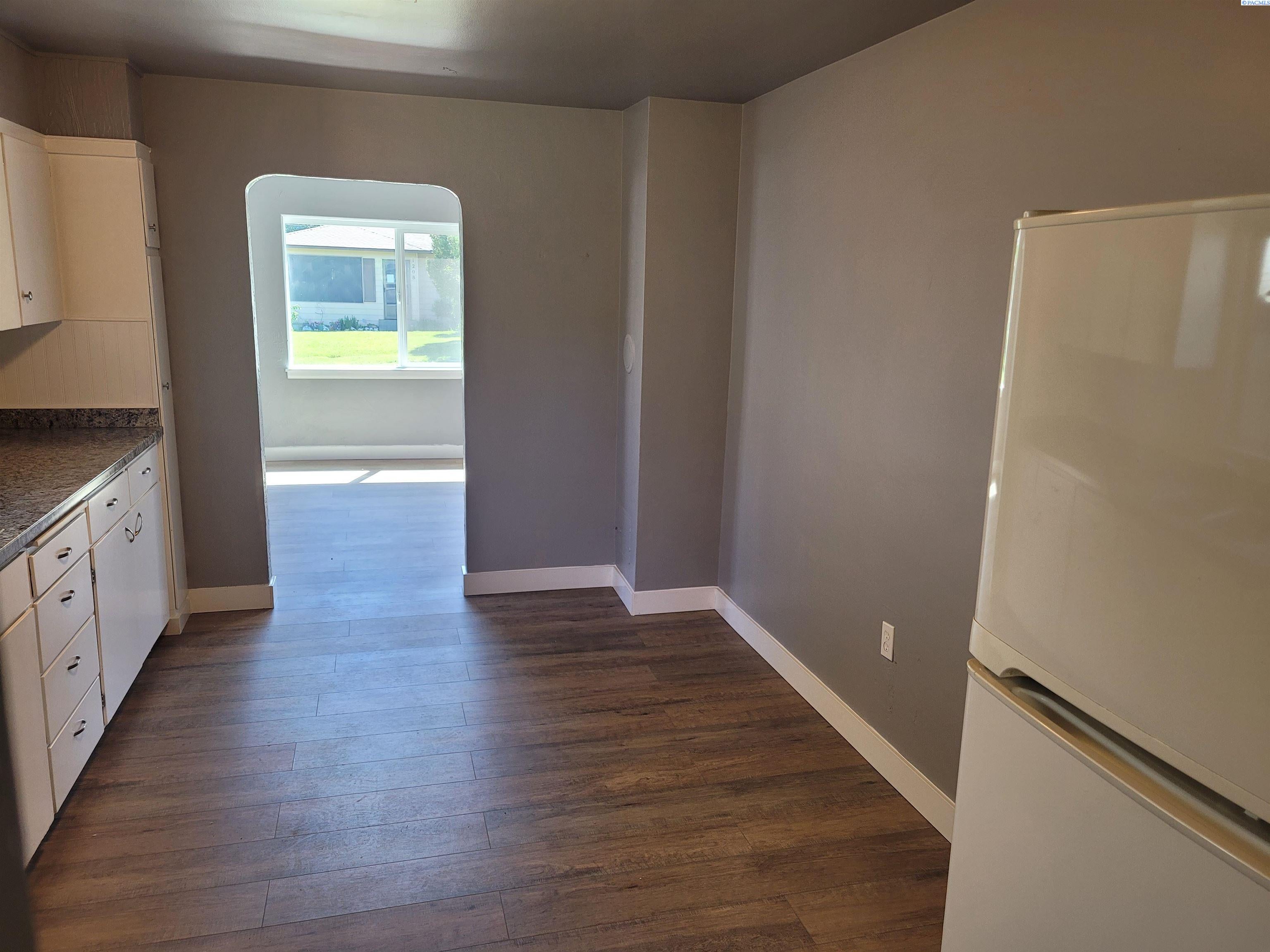 1209 North Perry Loop Kennewick, WA 99336 - Photo 11 of 17 Gallery Image 11