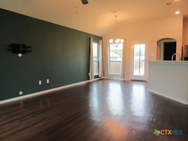 $1,475 | 613 Hobby Road, Copperas Cove, TX 76522