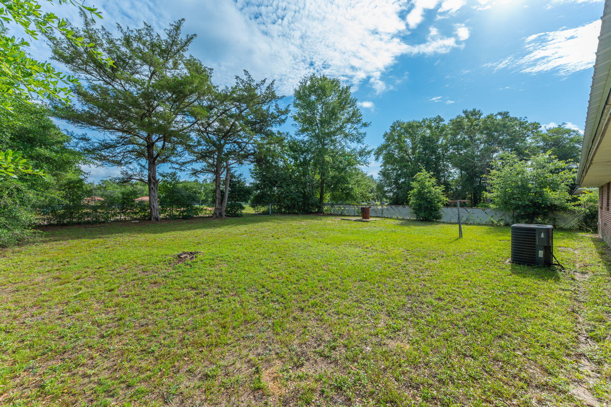 421 Quebec Avenue DeFuniak Springs, FL 32433 - Photo 28 of 31 33-web-or-mls-421-quebec-ave