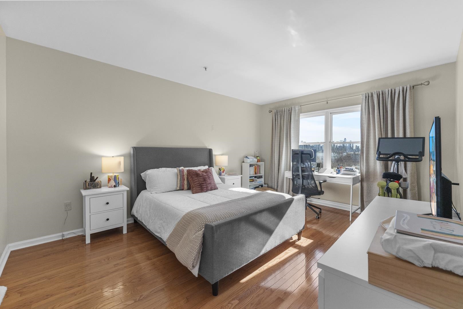 335 The Promenade Edgewater, NJ 07020 - Photo 13 of 39 Gallery Image 13