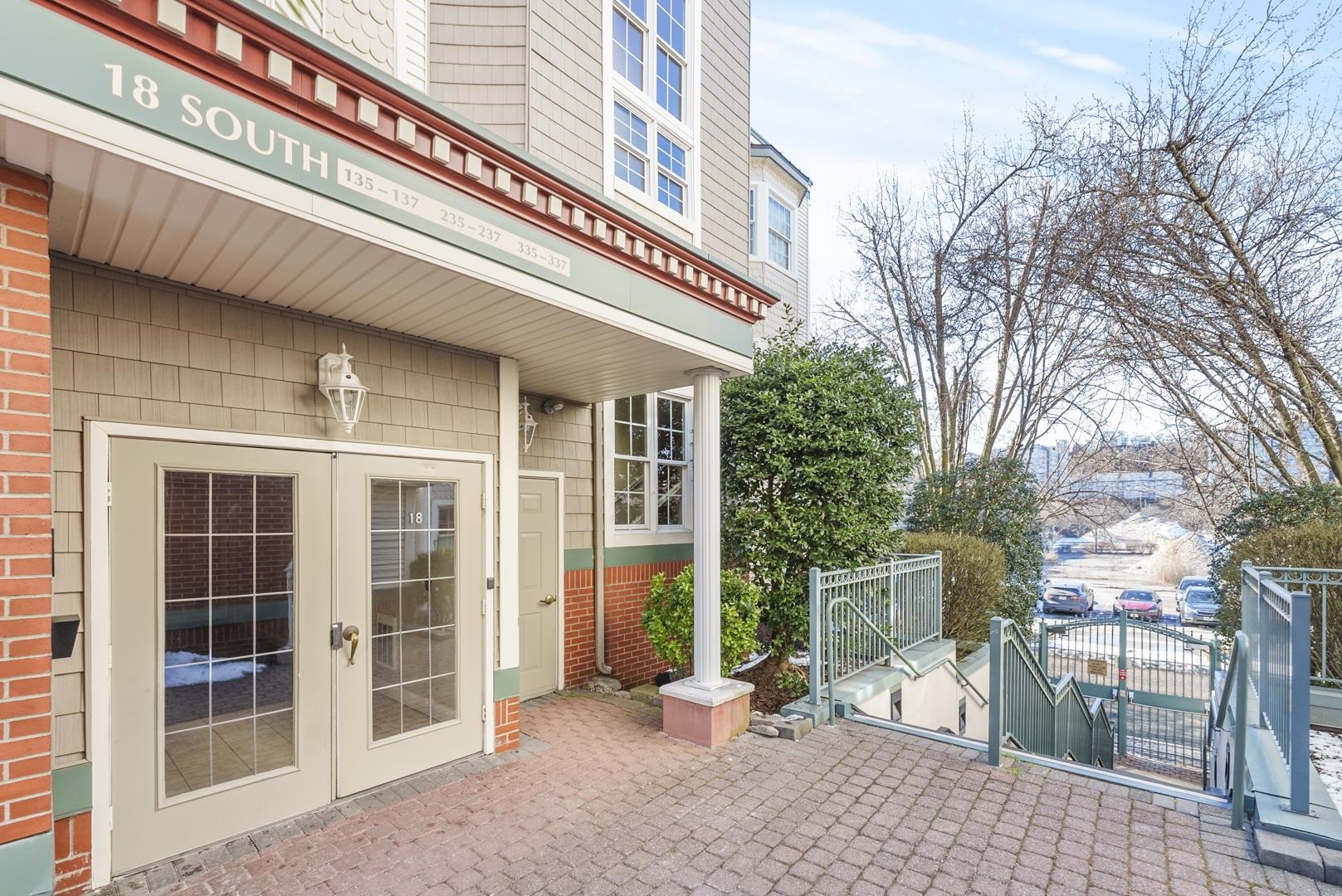 335 The Promenade Edgewater, NJ 07020 - Photo 38 of 39 Gallery Image 38