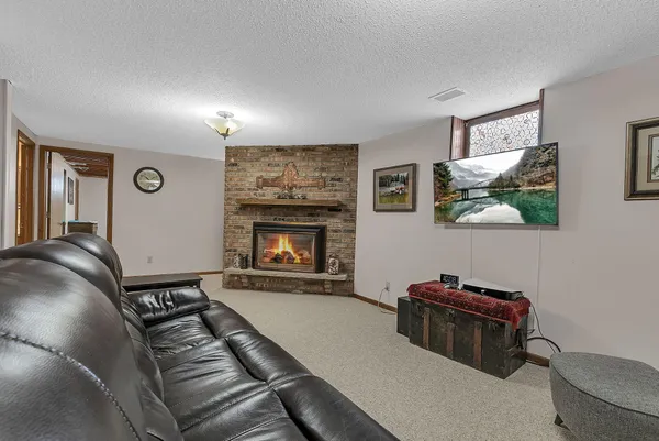 $375,000 | 2911 8th Avenue, Anoka, MN 55303