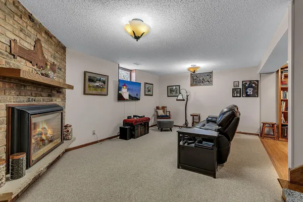 $375,000 | 2911 8th Avenue, Anoka, MN 55303