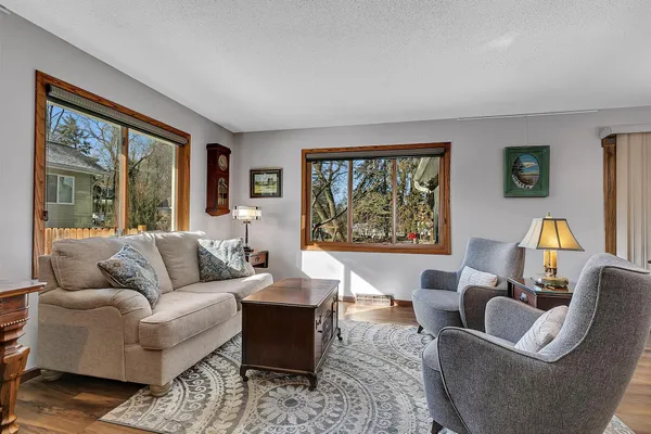 $375,000 | 2911 8th Avenue, Anoka, MN 55303