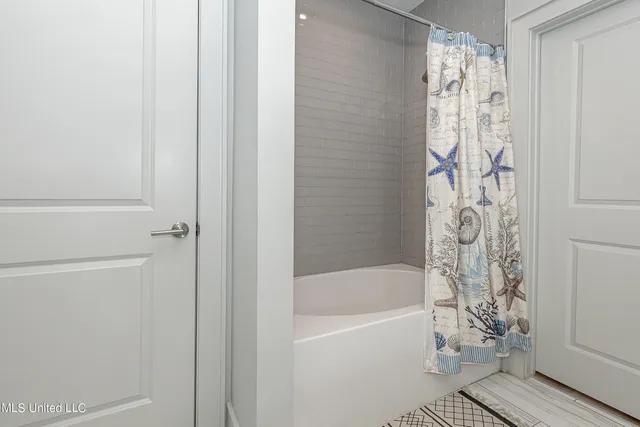 $1,900 | 2501 Bienville Boulevard, Unit 323, Ocean Springs, MS 39564