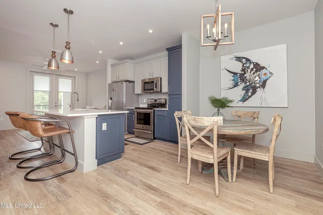 $1,900 | 2501 Bienville Boulevard, Unit 323, Ocean Springs, MS 39564