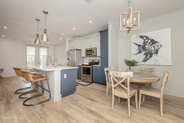 $1,900 | 2501 Bienville Boulevard, Unit 323, Ocean Springs, MS 39564