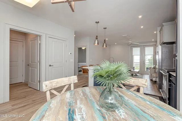 $1,900 | 2501 Bienville Boulevard, Unit 323, Ocean Springs, MS 39564