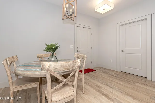 $1,900 | 2501 Bienville Boulevard, Unit 323, Ocean Springs, MS 39564