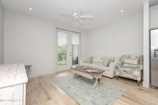 $1,900 | 2501 Bienville Boulevard, Unit 323, Ocean Springs, MS 39564