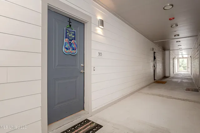 $1,900 | 2501 Bienville Boulevard, Unit 323, Ocean Springs, MS 39564