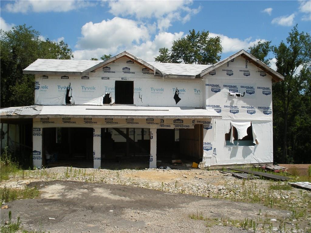 3905 Henderson Road Hickory, PA 15340 - Photo 2 of 15 Gallery Image 2