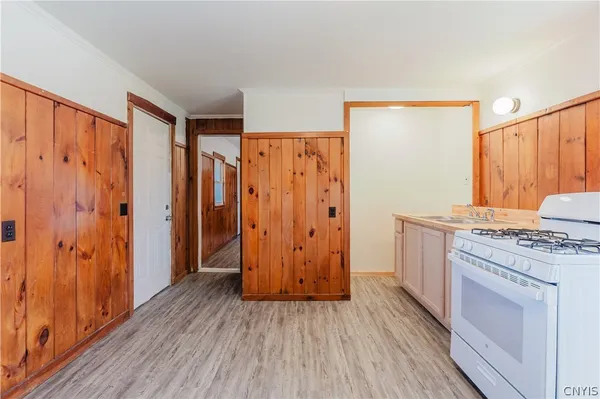 $415,000 | 29613 Highway 12, Clayton, NY 13601