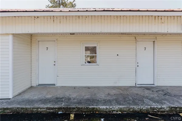 $415,000 | 29613 Highway 12, Clayton, NY 13601