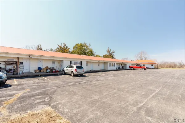 $415,000 | 29613 Highway 12, Clayton, NY 13601