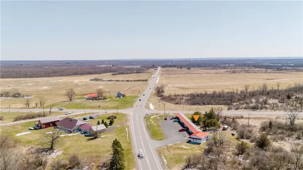 $415,000 | 29613 Highway 12, Clayton, NY 13601