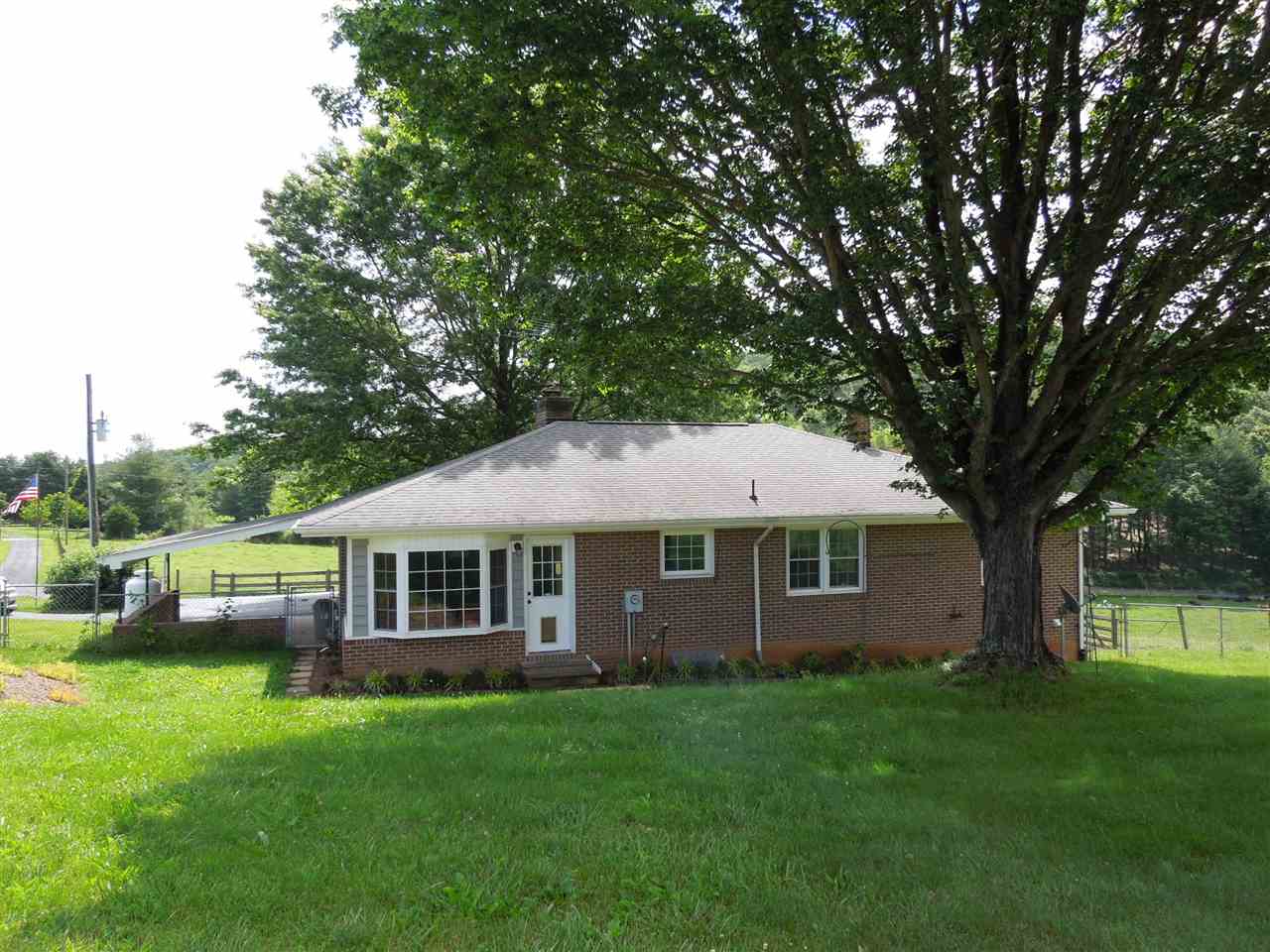 704 Union Church Road Churchville, VA 24421 - Photo 23 of 28 a front view of a house with a garden