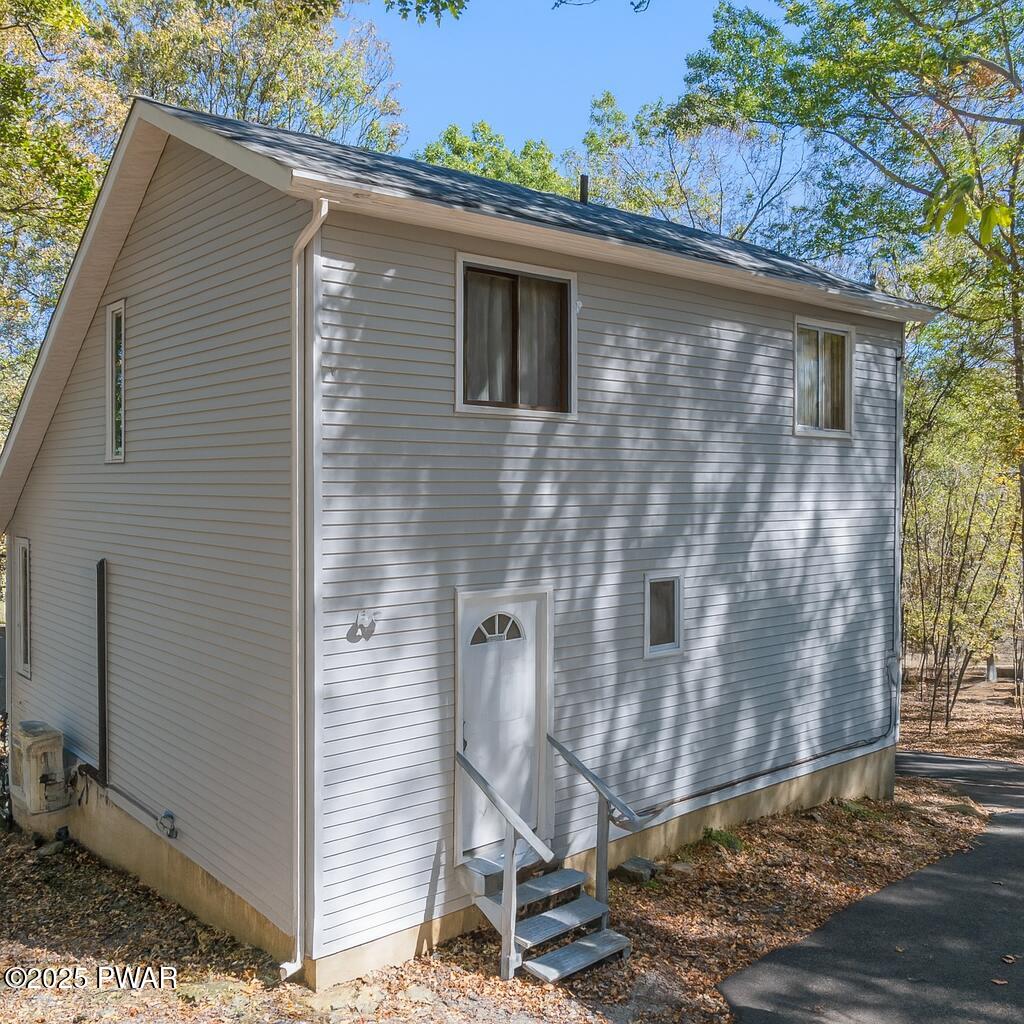 1562 Oak Lane Bushkill, PA 18324 - Photo 26 of 32