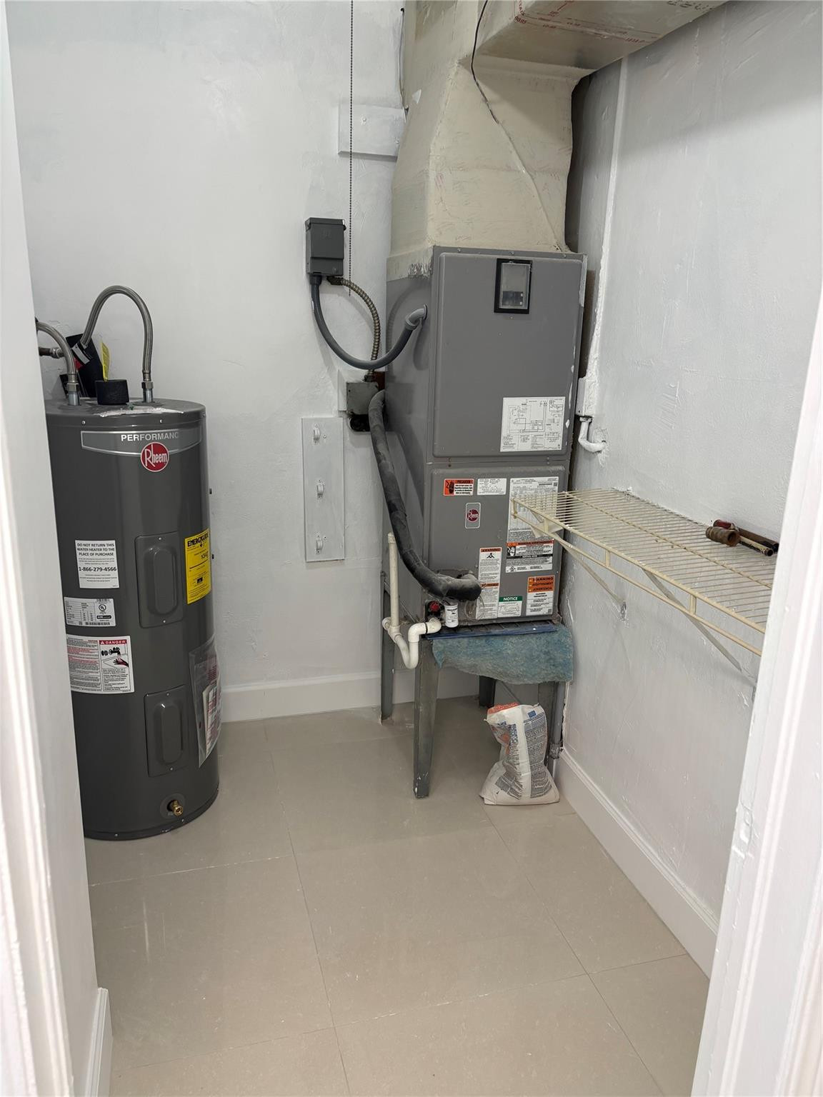 5635 Grant Street Hollywood, FL 33021 - Photo 8 of 13 Photo 8