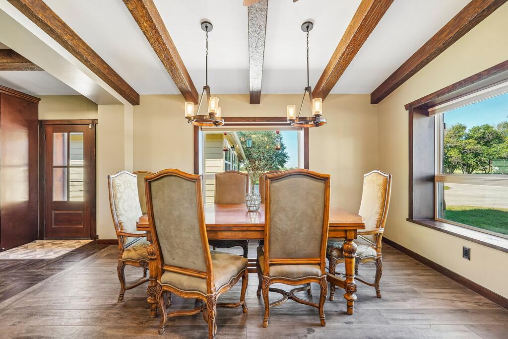 24 Edmiston Road Comfort, TX 78013 - Photo 9 of 55 Gallery Image 9
