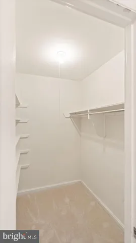 $1,950 | 2819 Kalmia Lee Court, Unit 302, Falls Church, VA 22042