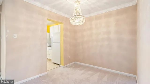 $1,950 | 2819 Kalmia Lee Court, Unit 302, Falls Church, VA 22042