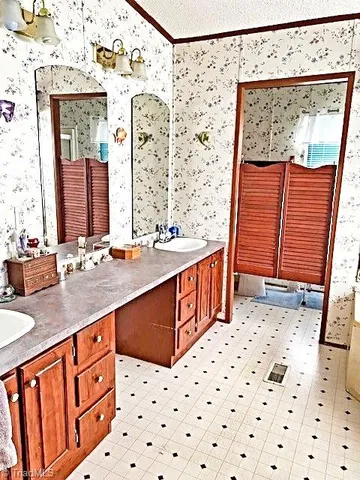 $267,500 | 152 Crystal Lake Drive, Timberlake, NC 27583