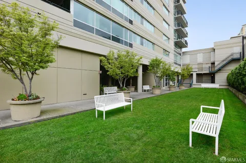 $899,000 | 1388 Gough Street, Unit 601, San Francisco, CA 94109
