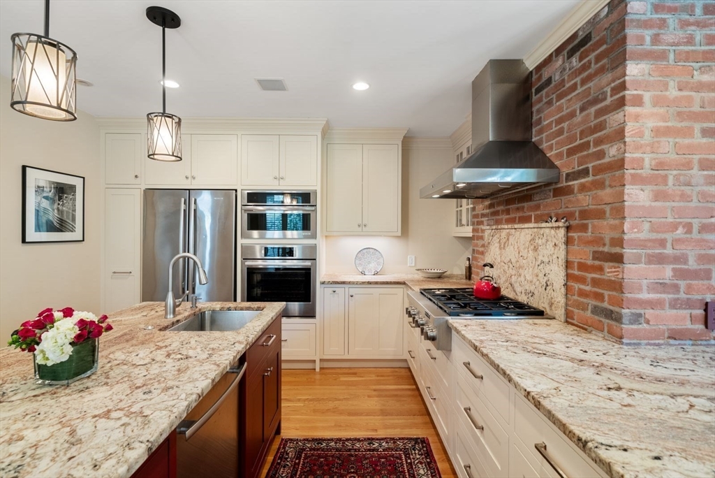 51 Chestnut Street Boston, MA 02129 - Photo 16 of 40
