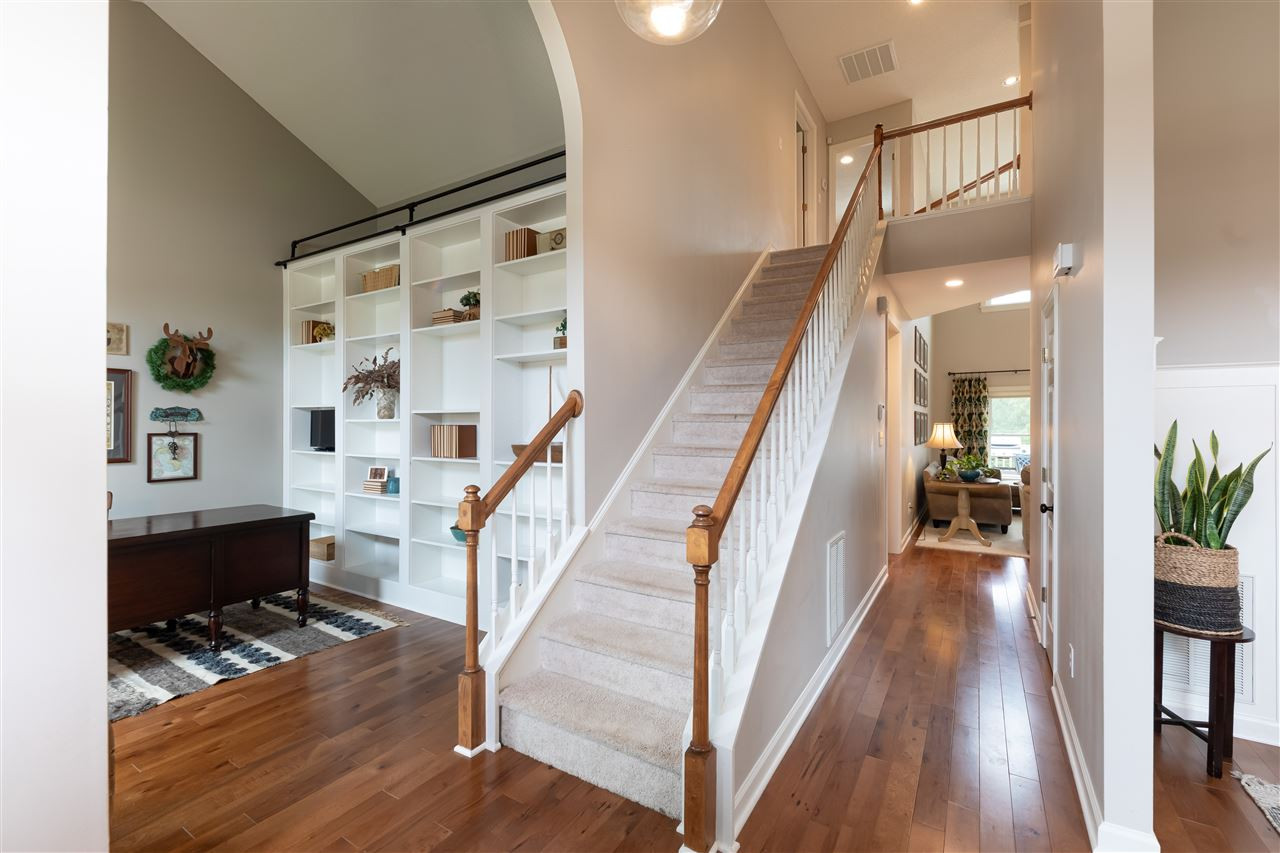 8901 Breeland Way Raleigh, NC 27613 - Photo 11 of 24 Wonderful Entry