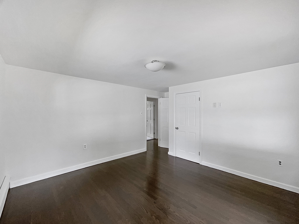 12 Shirley Road Andover, MA 01810 - Photo 14 of 23 Gallery Image 14