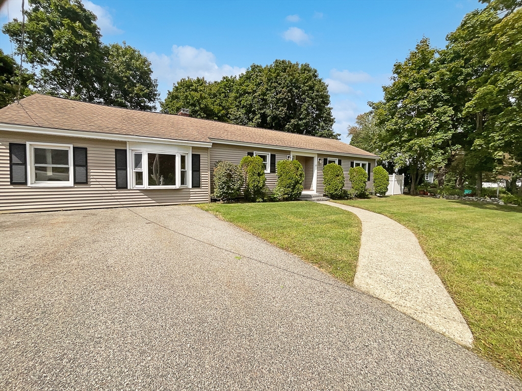 12 Shirley Road Andover, MA 01810 - Photo 9 of 23 Gallery Image 9