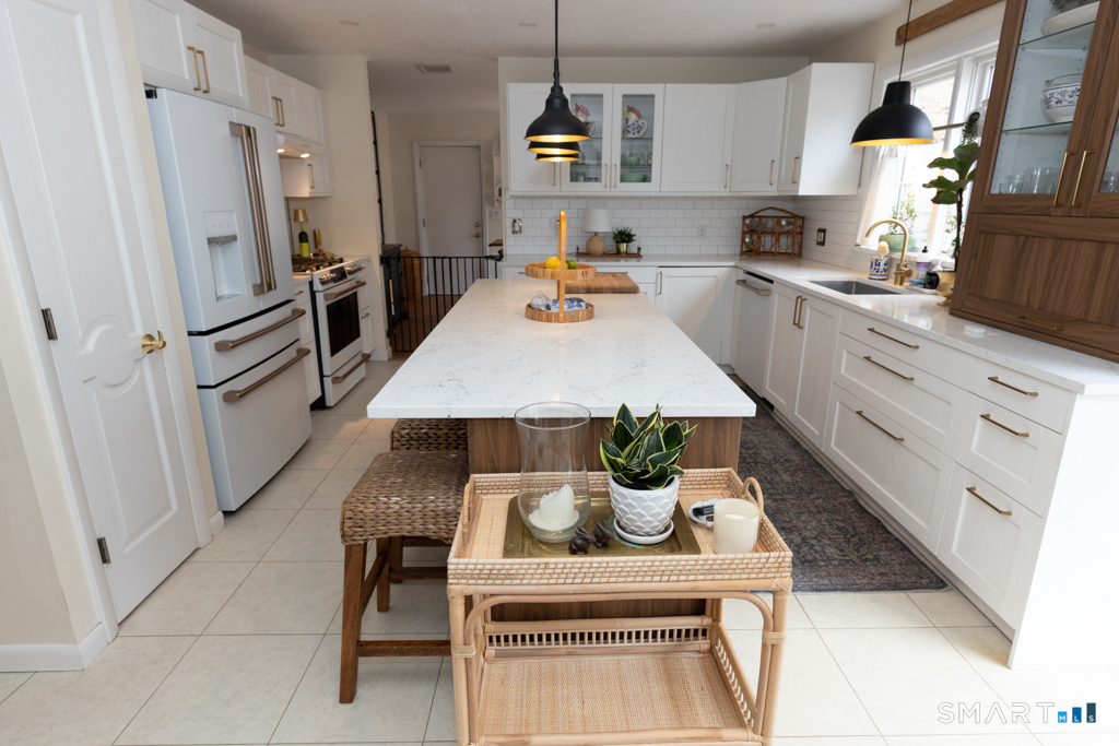 361 Mt Parnassus Road East Haddam, CT 06423 - Photo 6 of 40