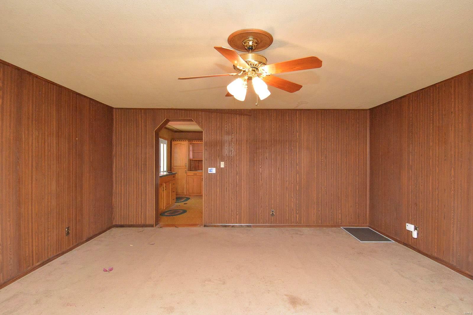 1455 Schaefer Road Granite City, IL 62040 - Photo 33 of 38