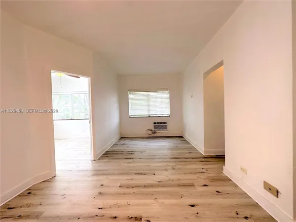 $2,700 | 840 10th Street, Unit 10, Miami Beach, FL 33139