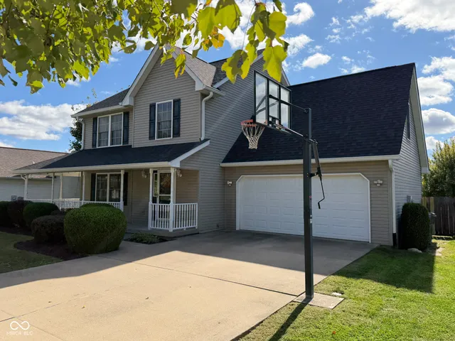 $390,000 | 7205 West Prominence Point, Bloomington, IN 47404