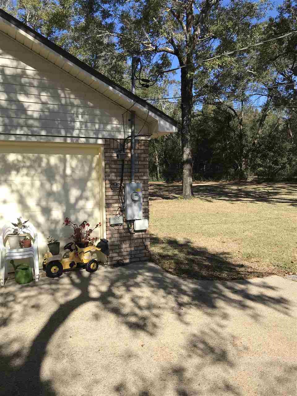 4619 B B Lowery Road Milton, FL 32583 - Photo 6 of 26 Gallery Image 6