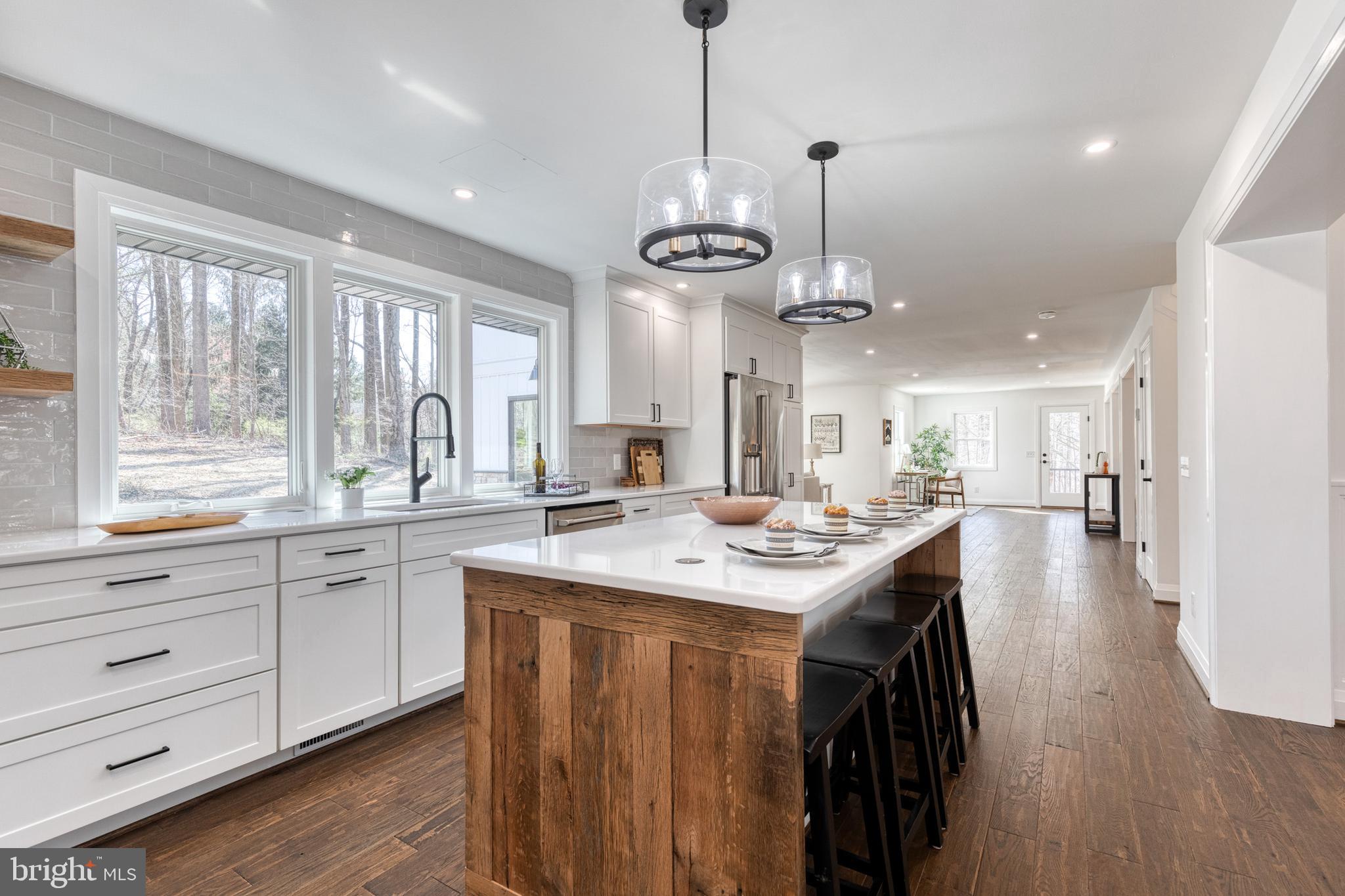 14302 Manor Road Phoenix, MD 21131 - Photo 19 of 57