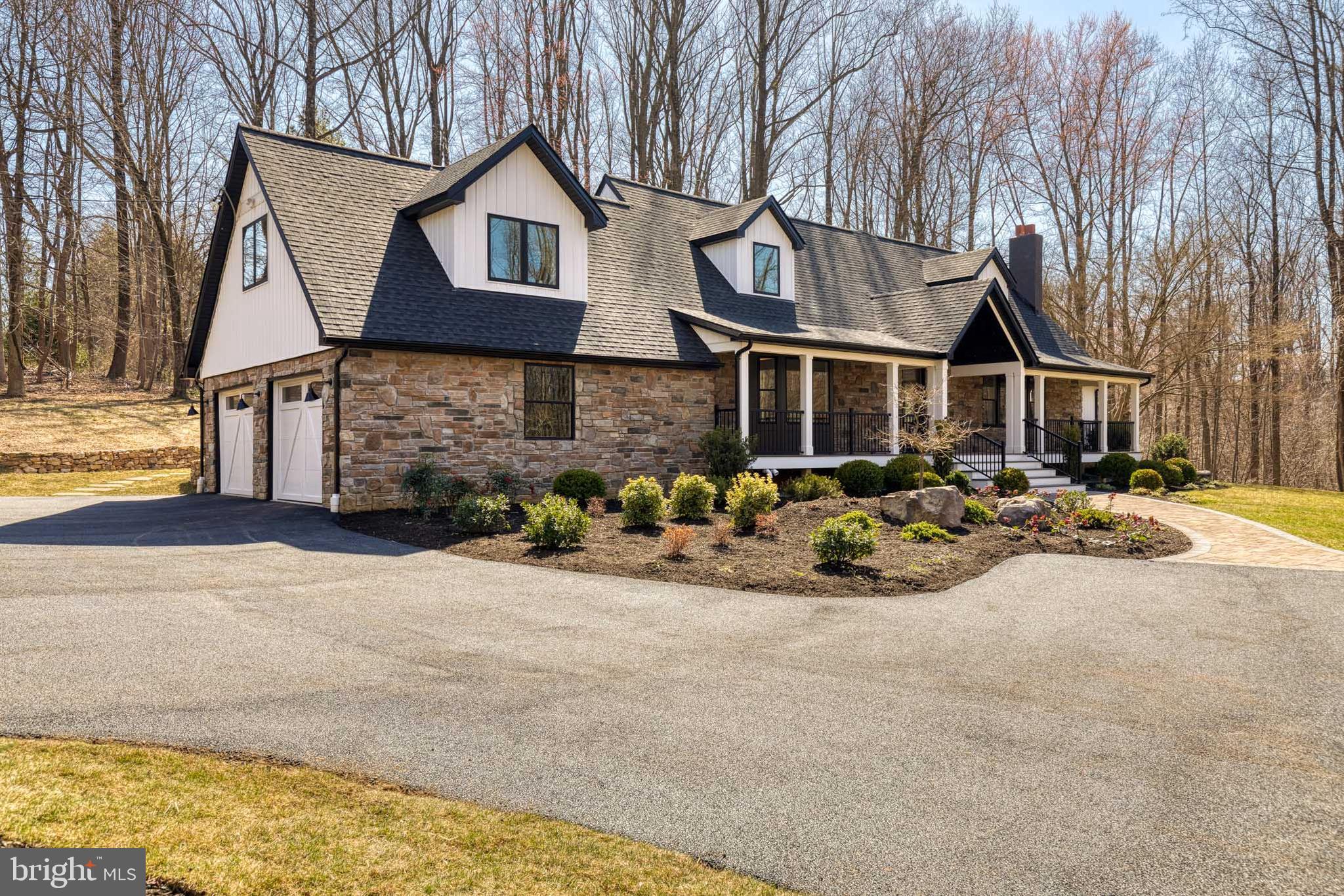 14302 Manor Road Phoenix, MD 21131 - Photo 2 of 57