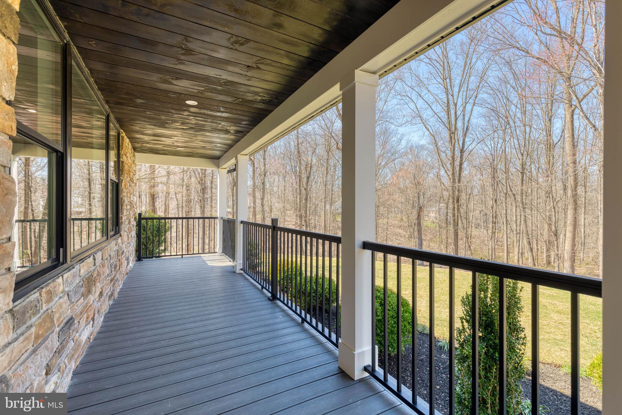 14302 Manor Road Phoenix, MD 21131 - Photo 3 of 57